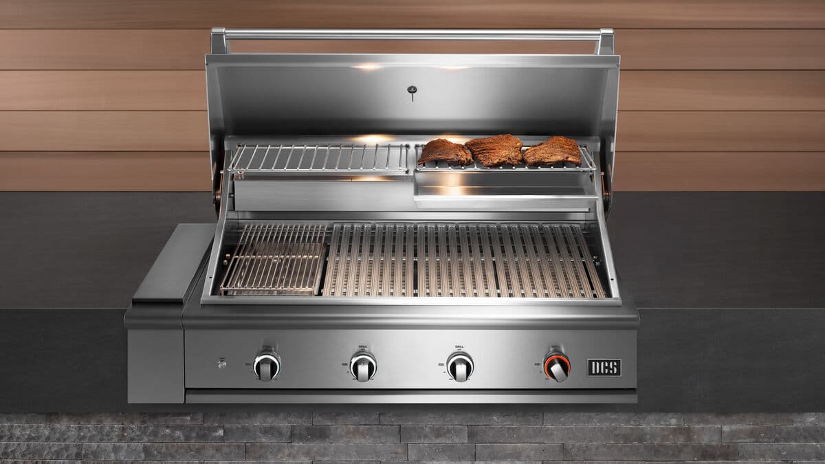 36" Series 9 Grill, Charcoal, Natural Gas thumbnail 3