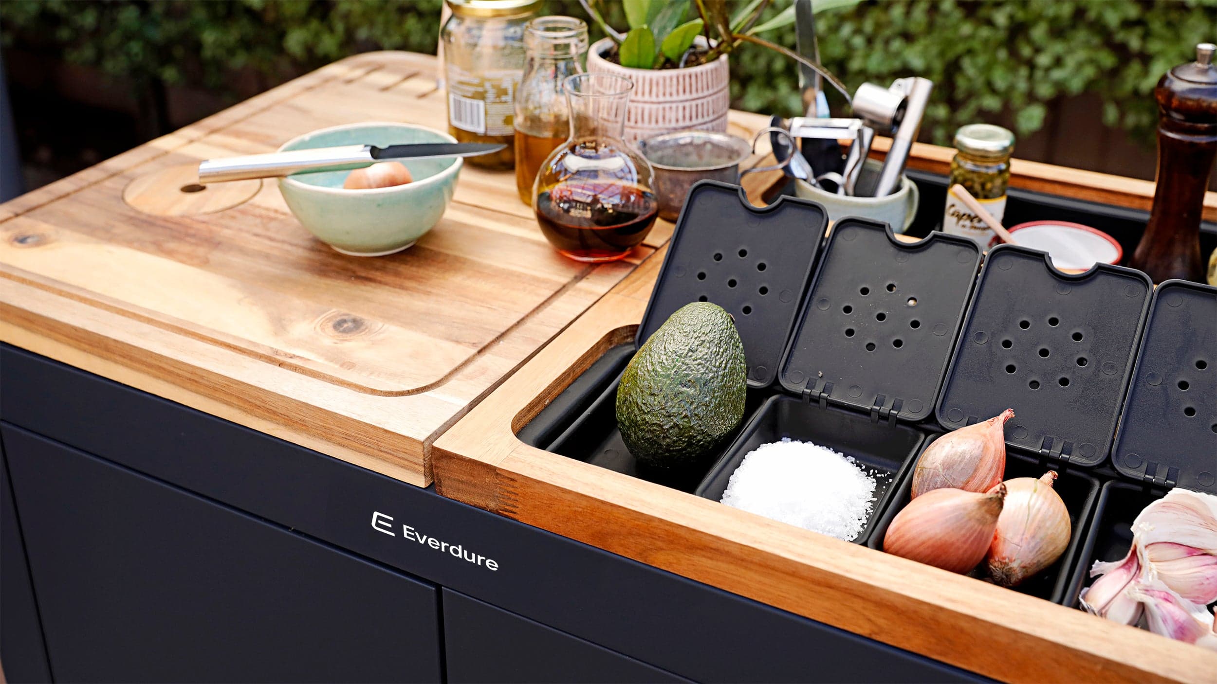 Everdure Mobile Preparation Kitchen thumbnail 3